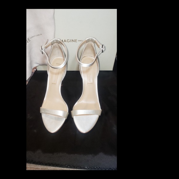 Vince Camuto Ivory and Crystal Heels - Picture 5 of 14